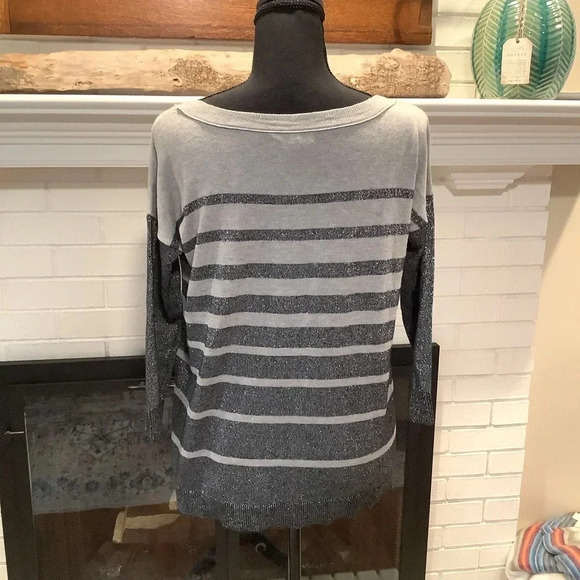 #94 American Eagle Black & Gray Sparkle Lightweight Sweater Size Small - Picture 5 of 7